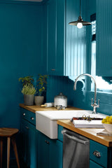 add dark colour to your kitchen-Hapilife blog