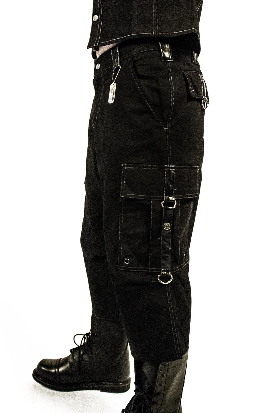 Lip Service Vintage Men's Fallout Cargo Shorts in Black