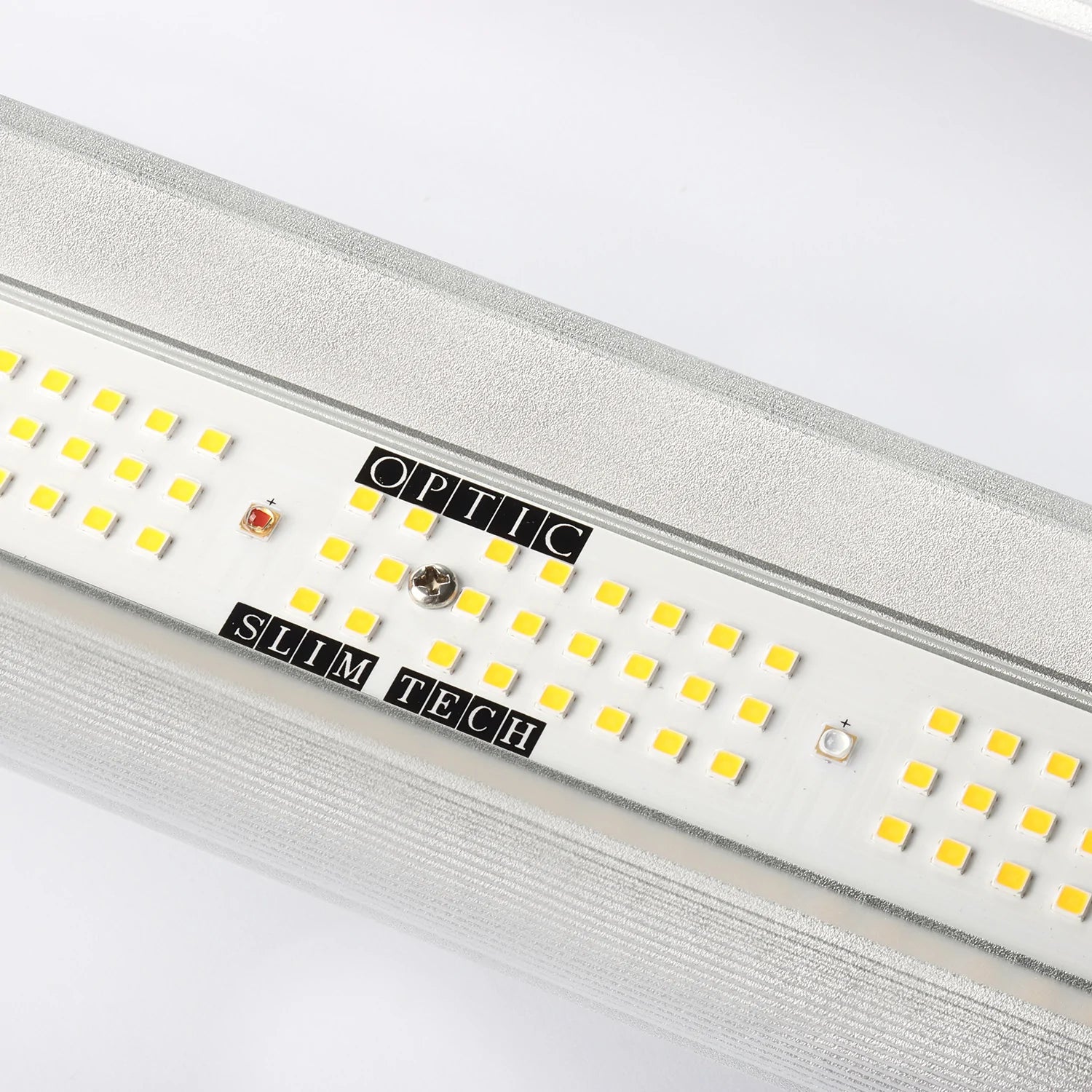 Optic LED Slim 750S NextGen Dimmable LED Grow Light - Trimleaf