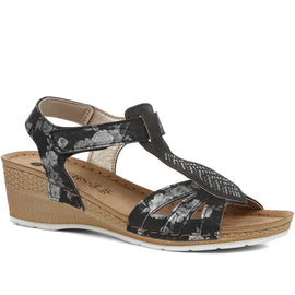 Lightweight Wedge Sandals