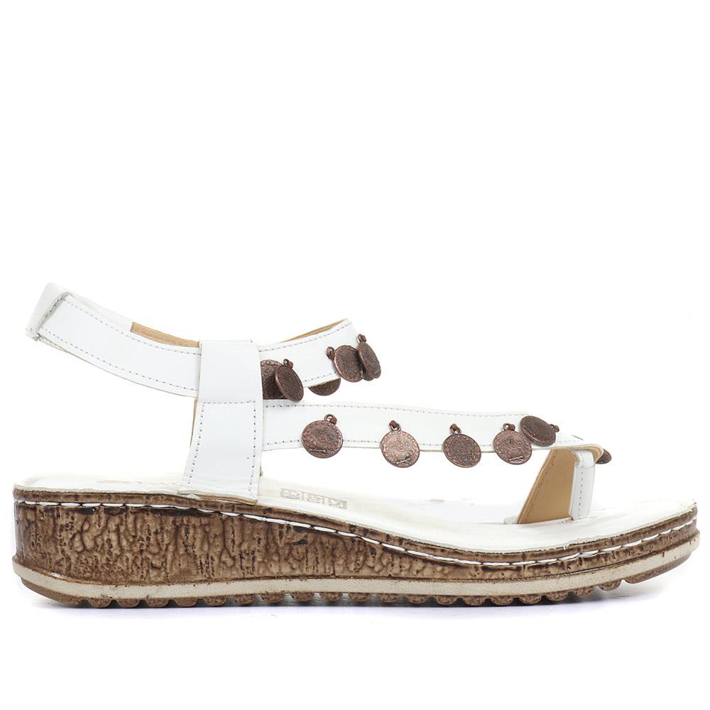 Embellished Leather Toe-Post Sandal - CAY29005 / 315 112 image 1