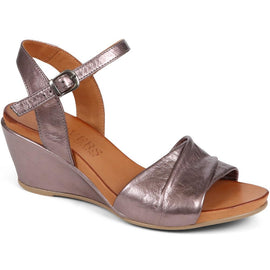 Adjustable Buckle Wedges