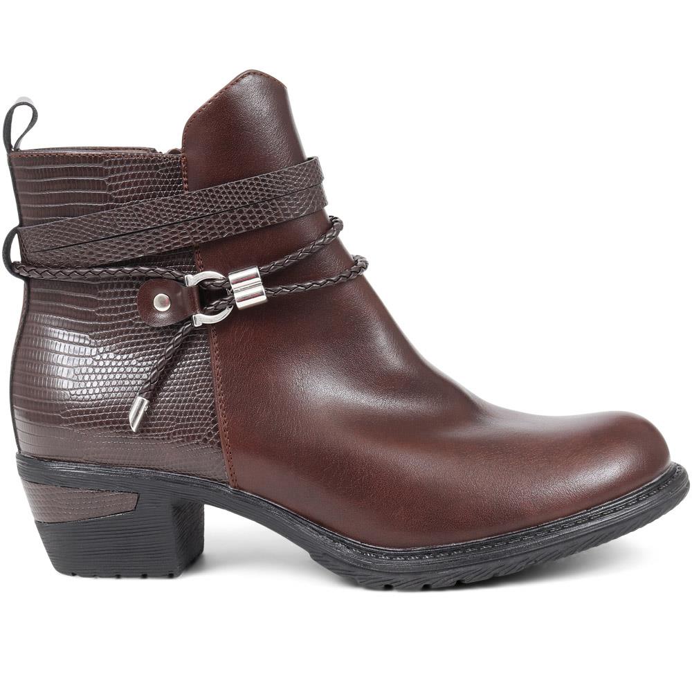 Casual Heeled Ankle Boots - WBINS38001 / 324 158 image 1