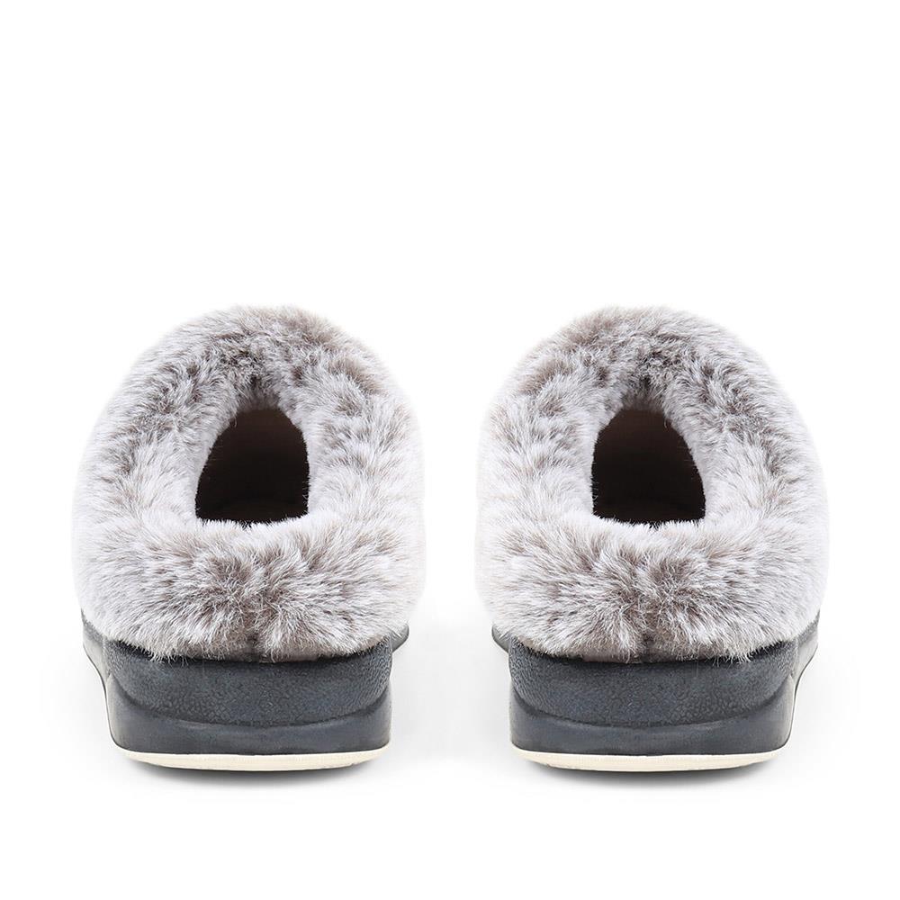 Patterned Full Slippers - QING38008 / 324 188 image 1