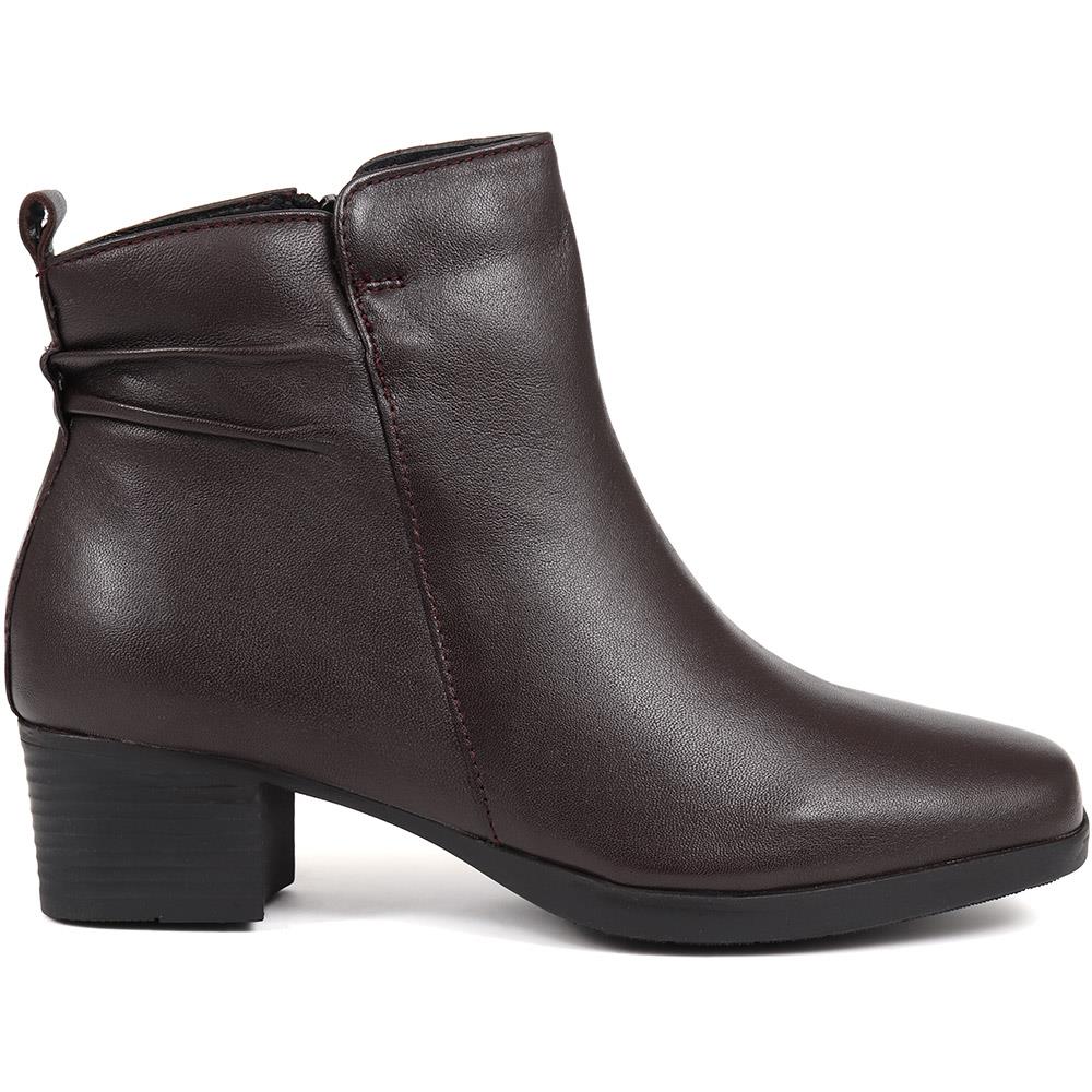 Polished Leather Heeled Ankle Boots - NAP38003 / 324 193 image 0