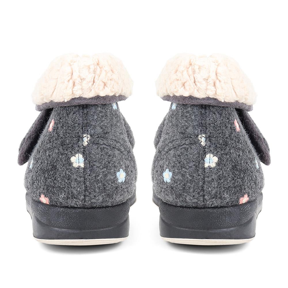 Extra Wide Fit Slipper Boots (TABITA) by EasyFit @ Pavers Shoes - Your ...