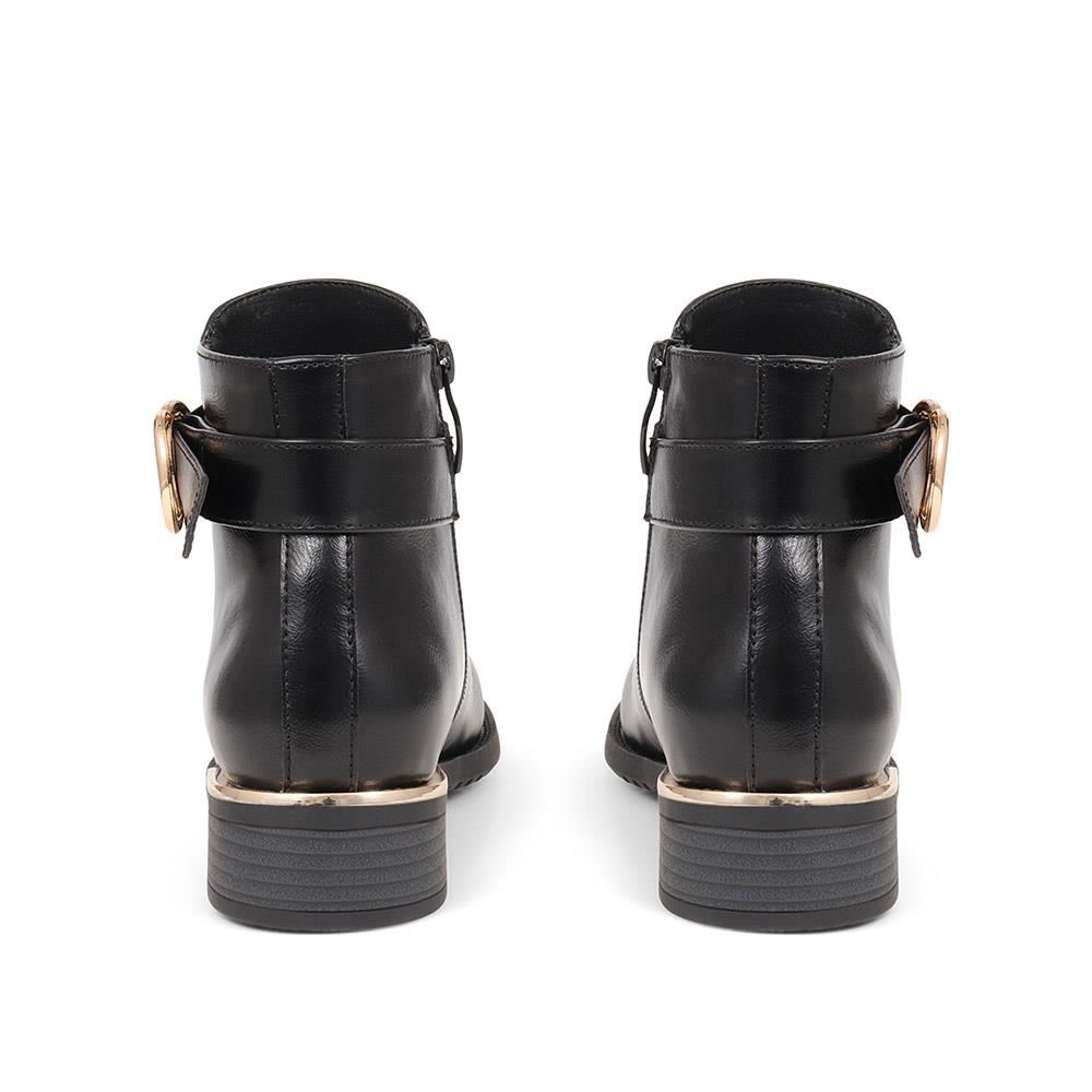 Buckle Detail Ankle Boots - WOIL38005 / 324 124 image 2