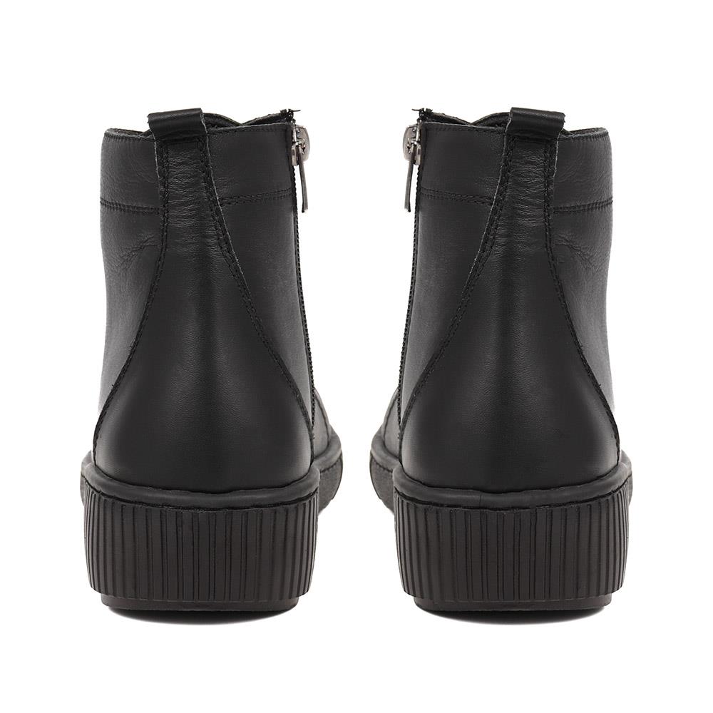 Leather Ankle Boots - DRTMA38007 / 324 663 image 2