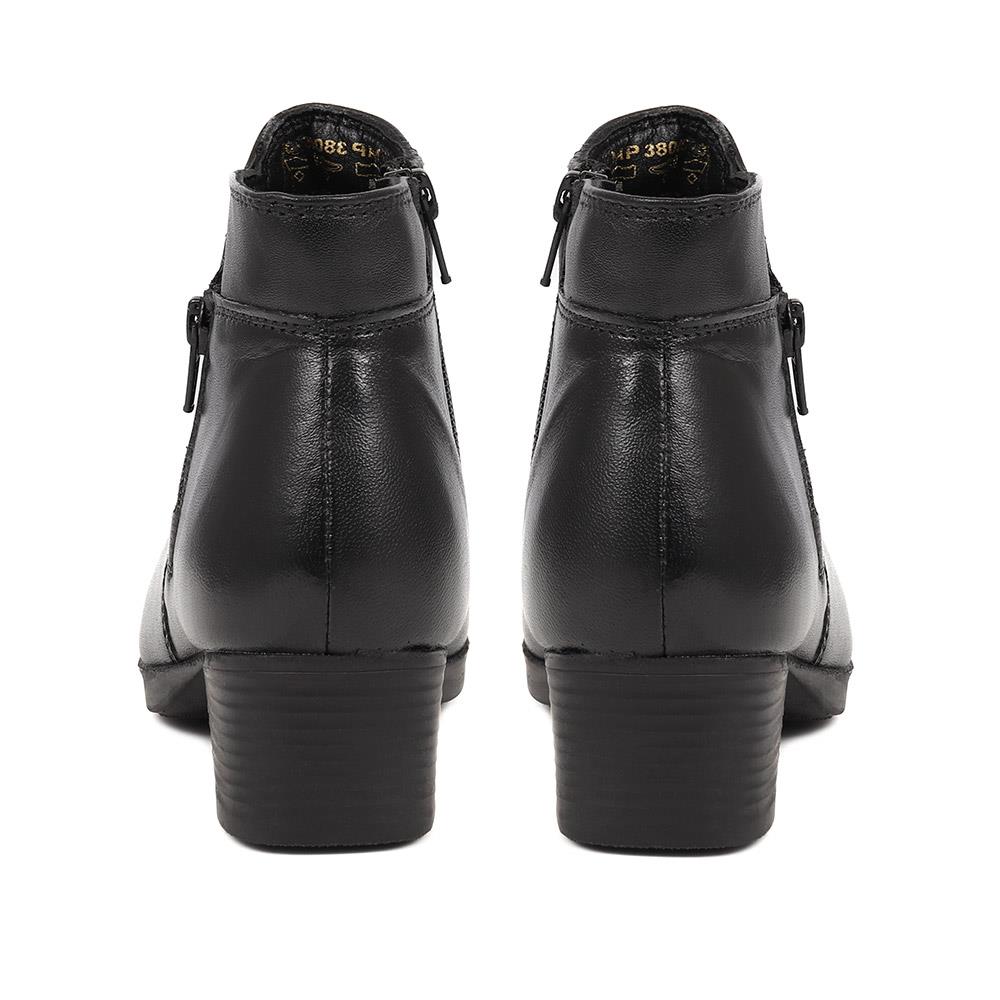 Polished Leather Heeled Ankle Boots - NAP38005 / 324 194 image 2