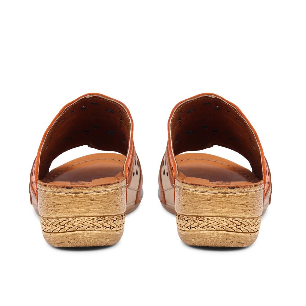 Leather Wedge Mules  - HAK39009 / 325 611 image 2