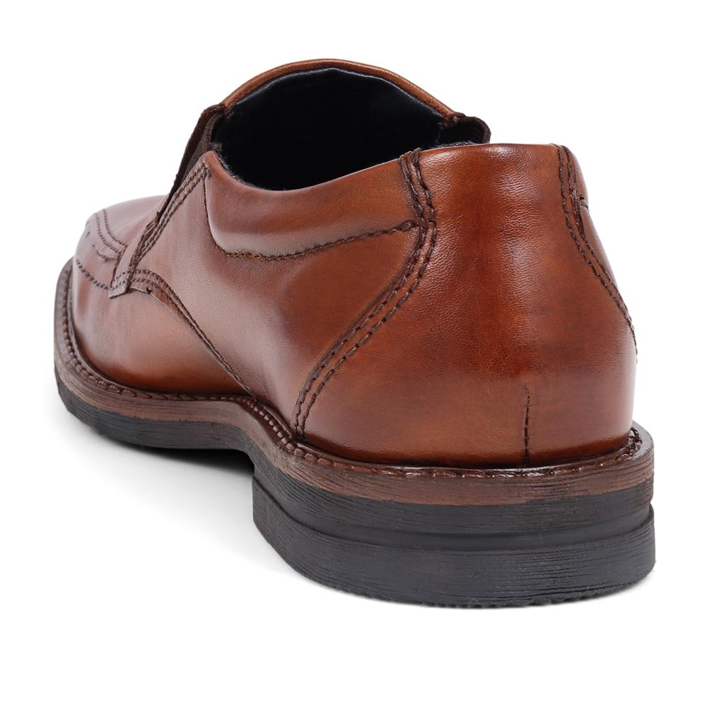 Slip-On Leather Shoes  - BUG39515 / 325 215 image 2