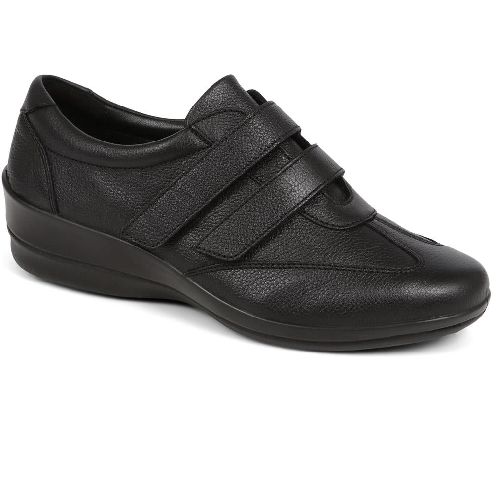 Leather Touch-Fasten Shoes - GOOD39005 / 325 455 image 0
