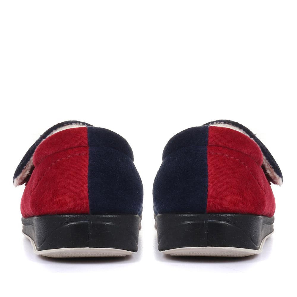 Wide Fit Antibacterial Slippers - QING32015 / 319 076 image 3