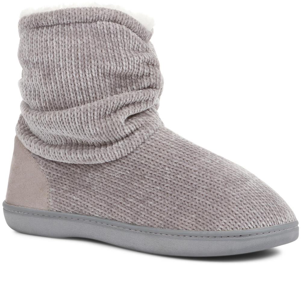 Knitted Slipper Boots - QING36025 / 322 966 image 0