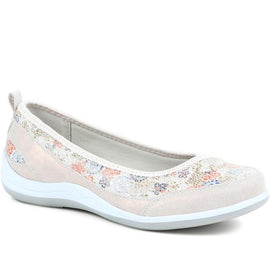 Slip-on Patterned Lightweight Pumps