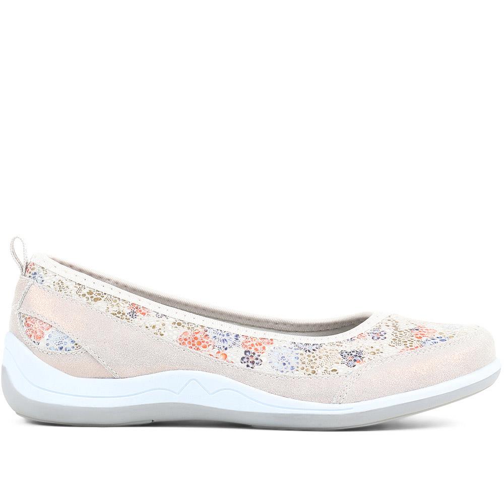 Slip-on Patterned Lightweight Pumps - BRK37007 / 323 323 image 1