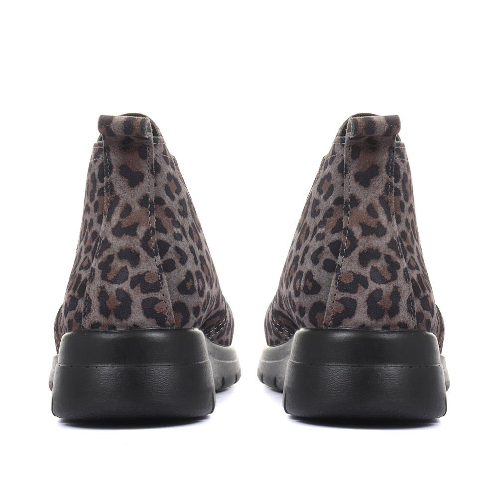 Leopard Print Chelsea Boots - FLY30000 / 315 741 image 2