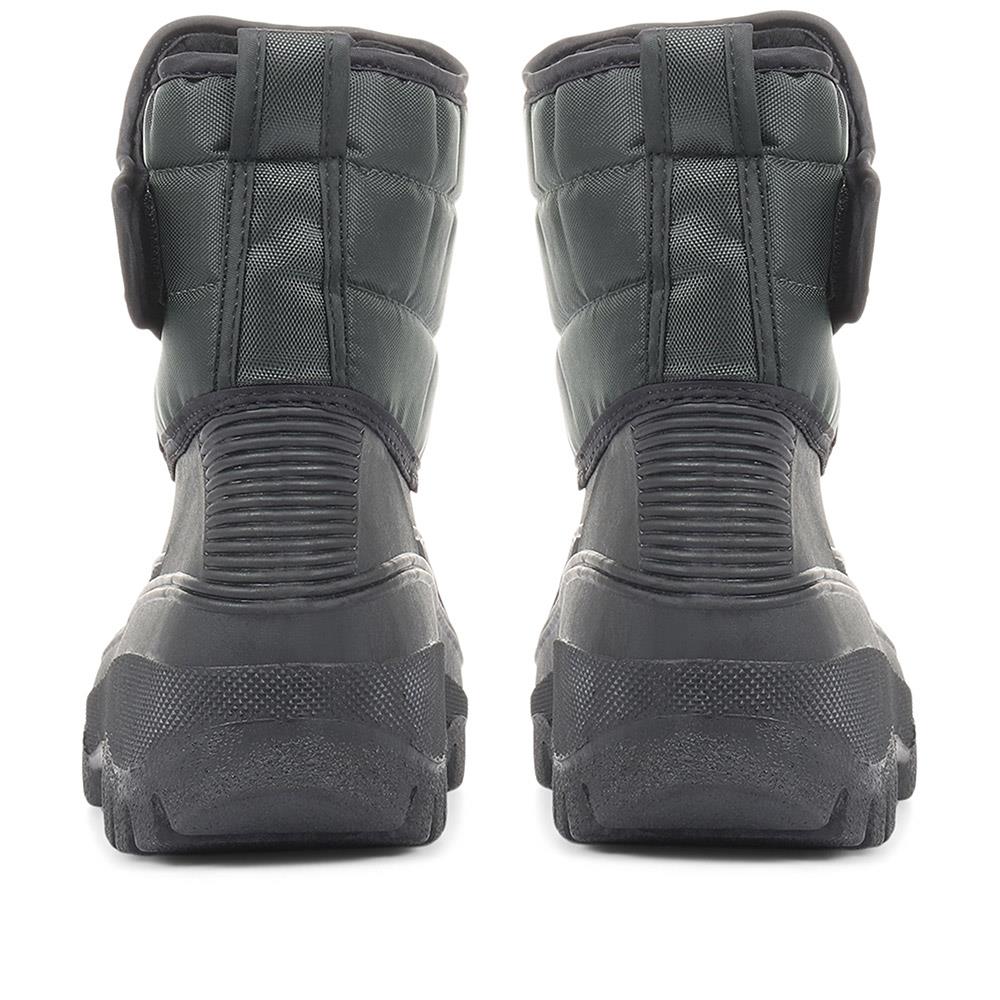 Best snow boots store for wide feet