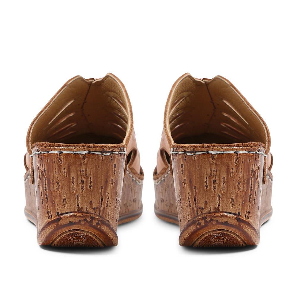 Leather Wedge Clogs - CAY37009 / 323 854 image 2