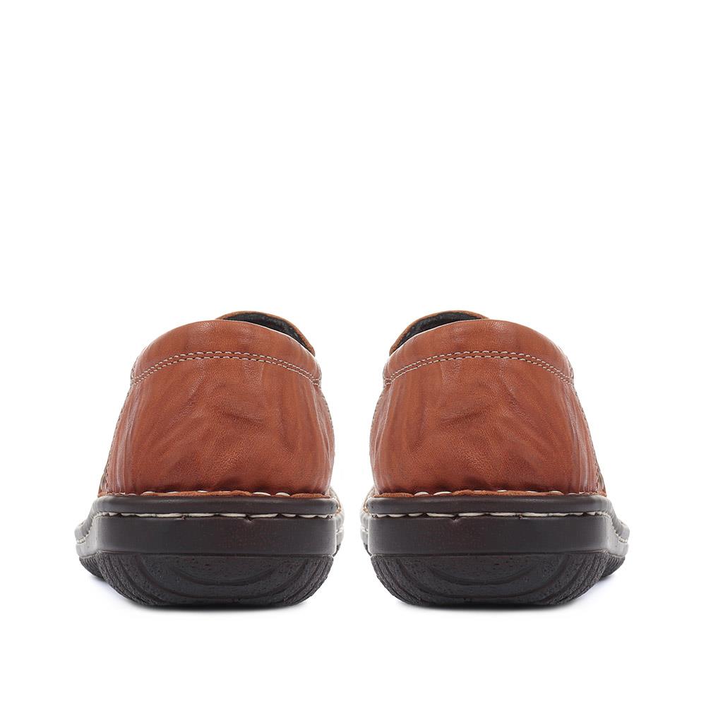 Wide Fit Leather Slip On Shoes - HAK32019 / 319 116 image 2