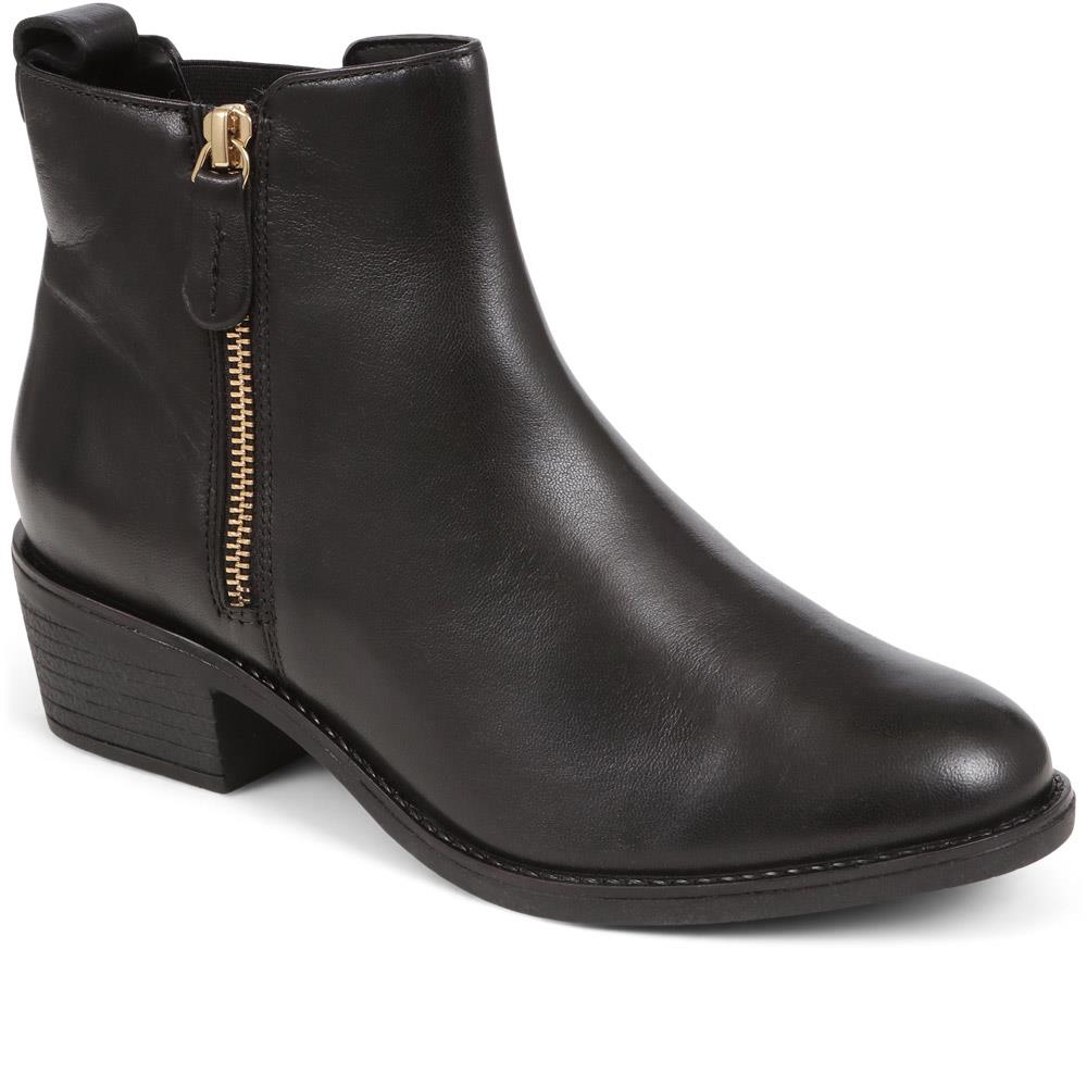 Leather Heeled Chelsea Boots - GUP38500 / 324 315 image 0