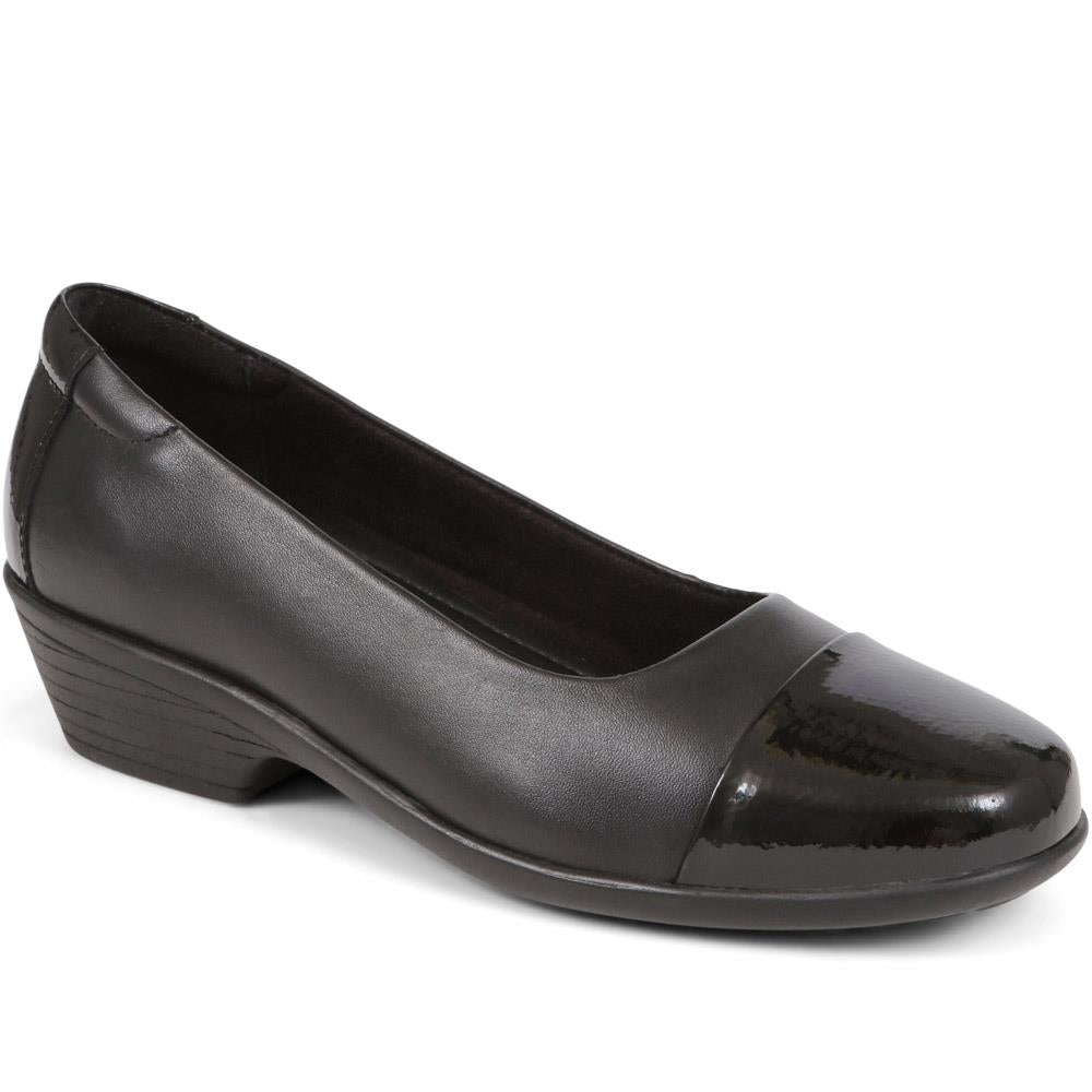 Patent Toe Ballet Pumps - THEST38005 / 324 370 image 0