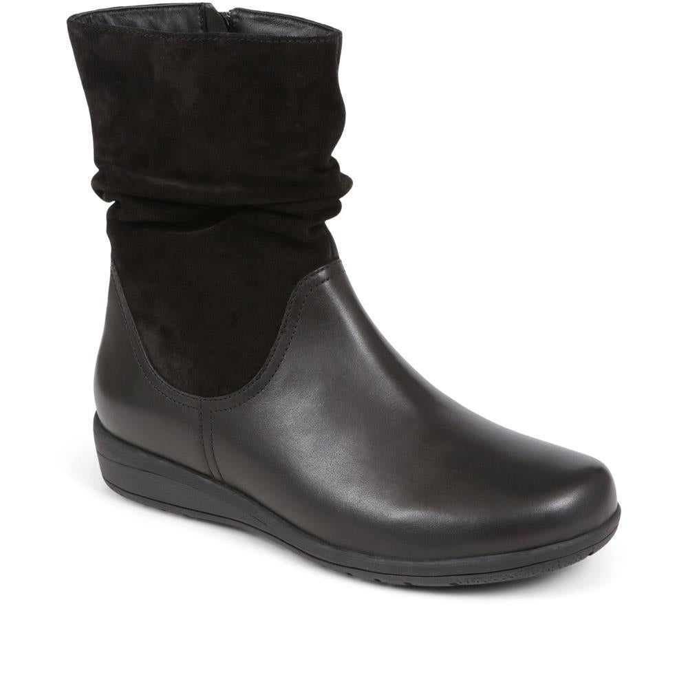 Lightweight Leather Boots - RNB38031 / 324 583 image 0