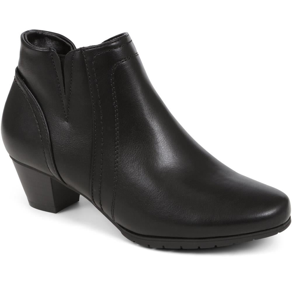 Low Heel Ankle Boots - WBINS38007 / 324 160 image 0