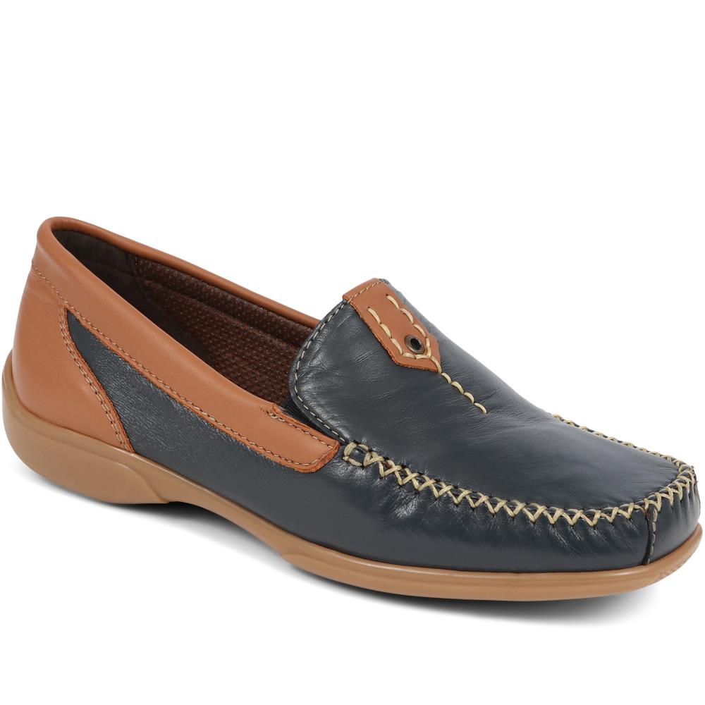 Leather Moccasins  - CONT39003 / 325 242 image 0
