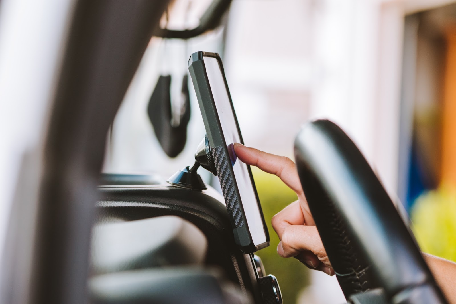 Mobile Phone In-Car Mount