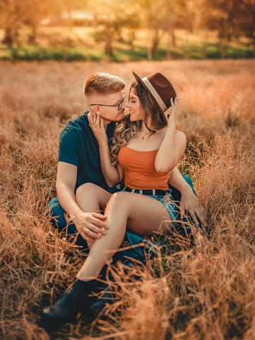 10 Photography tips for beautiful engagement photo sessions | Unscripted  Photographers