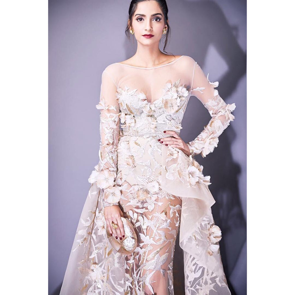 Sonam Kapoor in Elie Saab designer long dress western wear Jio award dress