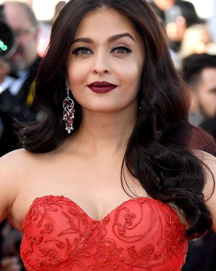 Aishwarya Rai Bachchan Looked Like A Barbie Doll In Ralph & Russo’s Multi-Layered Gown  At Cannes Film Festival