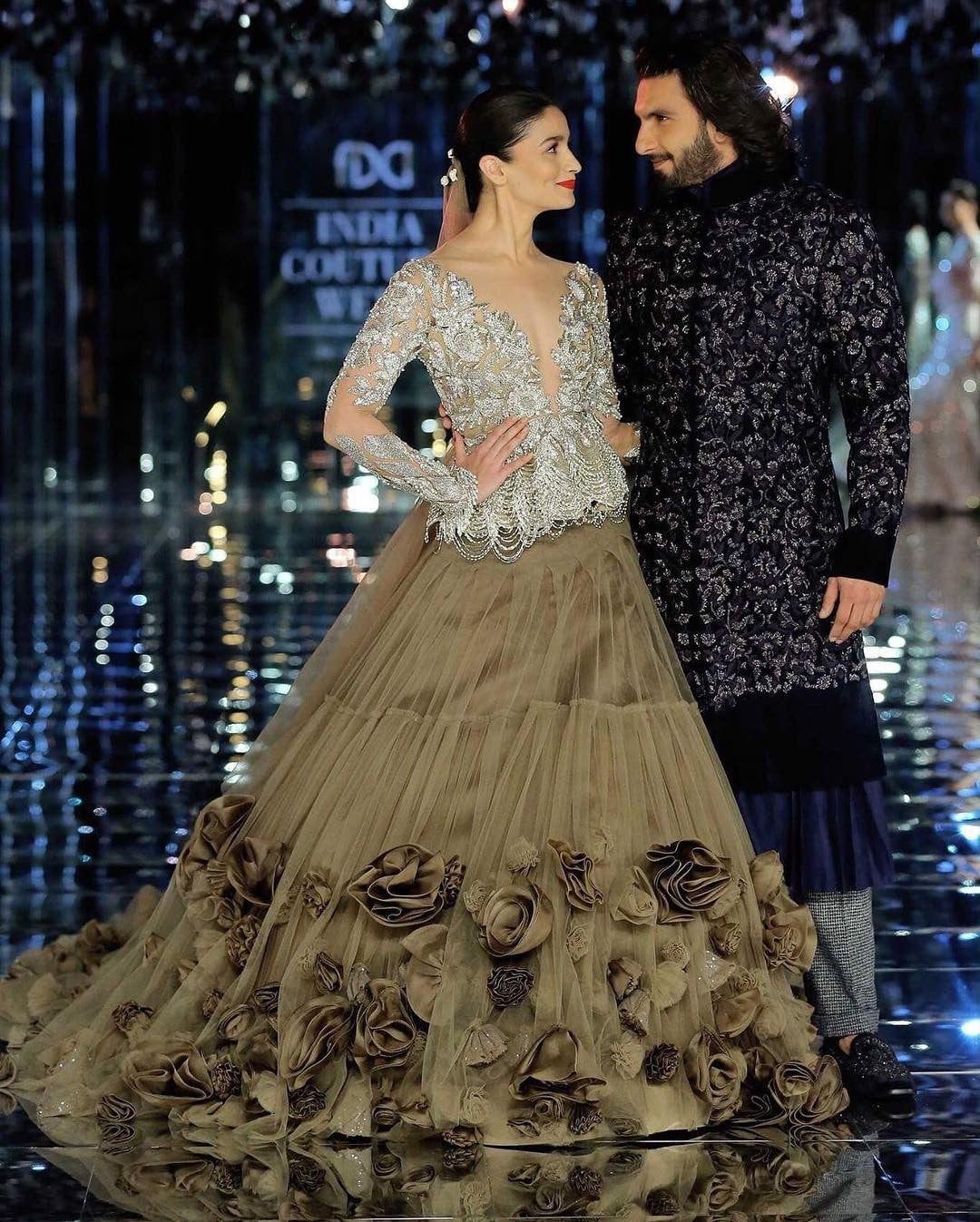 Manish Malhotra Empress Story 2015 Couture collection - Manish Malhotra  Pictures | Bridal Wear in Delhi NCR - WedMeGood | Indian fashion dresses,  Indian designer outfits, Indian wedding dress