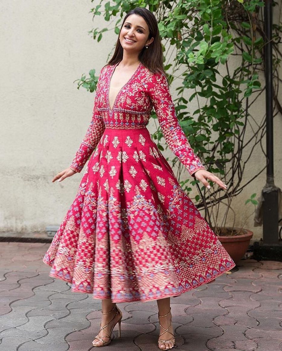 We Could Wear Parineeti Chopra’s Awesome Promotion Look This Festive Season