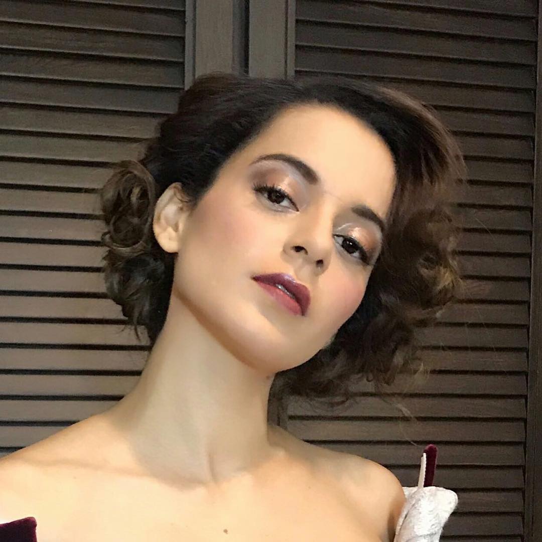 Look Of The Day: Kangana Ranaut Made A Sexy Appearance At  Jio Mami Film Festival