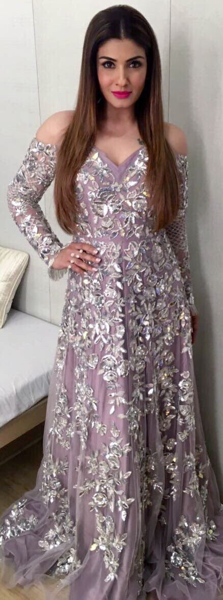 Raveena Tandon  Looked Hot In This Designer Dress At The Launch Of New Reality Show “Sabse Bada Kalakar”