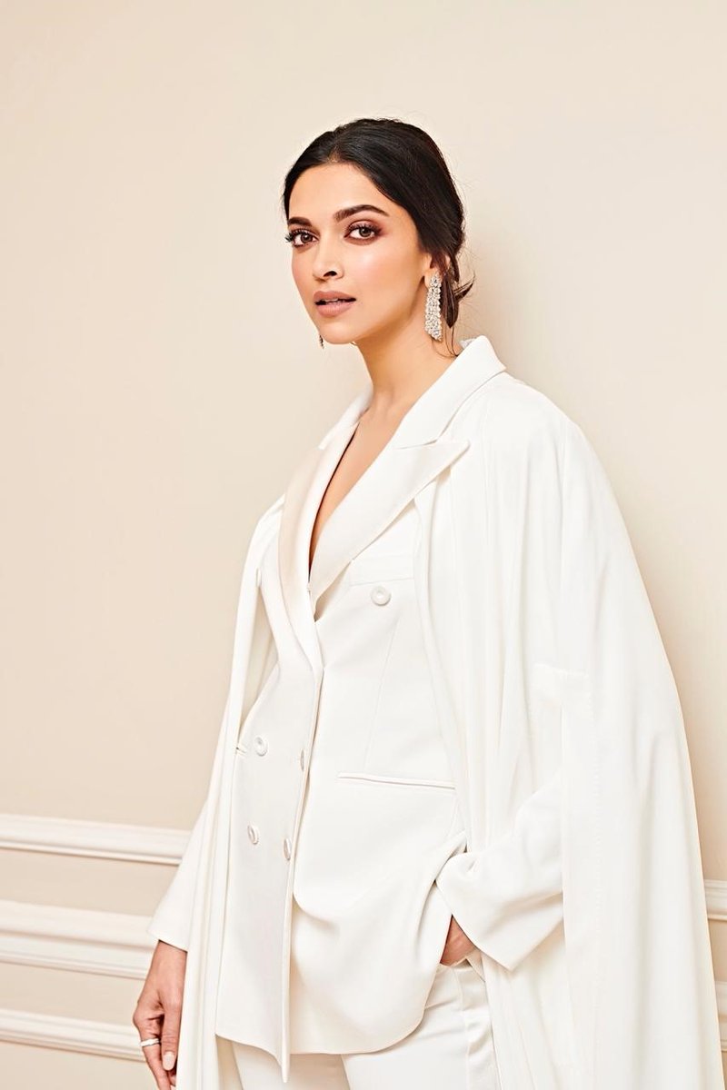 Deepika-padukone-in-white-dress