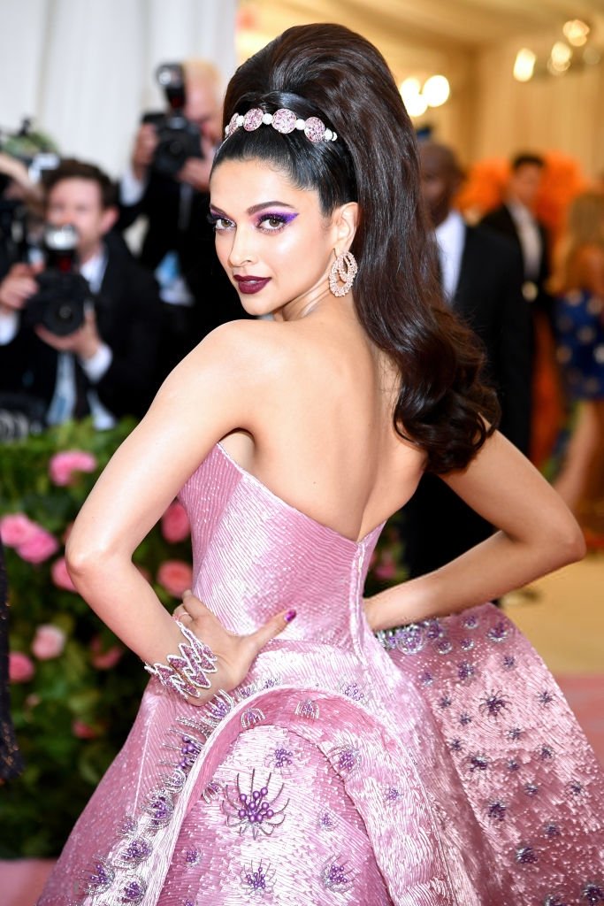 Met Gala 2019 - Deepika Padukone Looks Like Cinderella in Zac Posen's ...