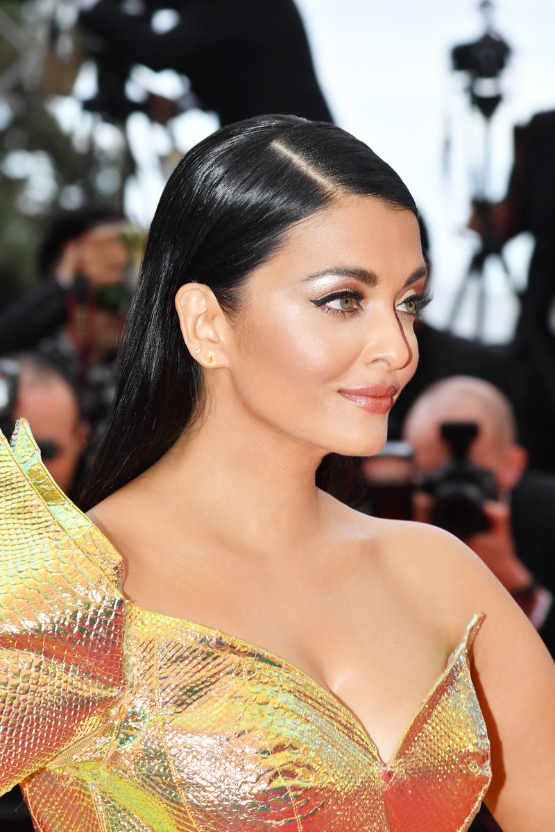 Aishwarya Rai in gold snakeskin Jean Louis Sabaji gown at cannes 2019