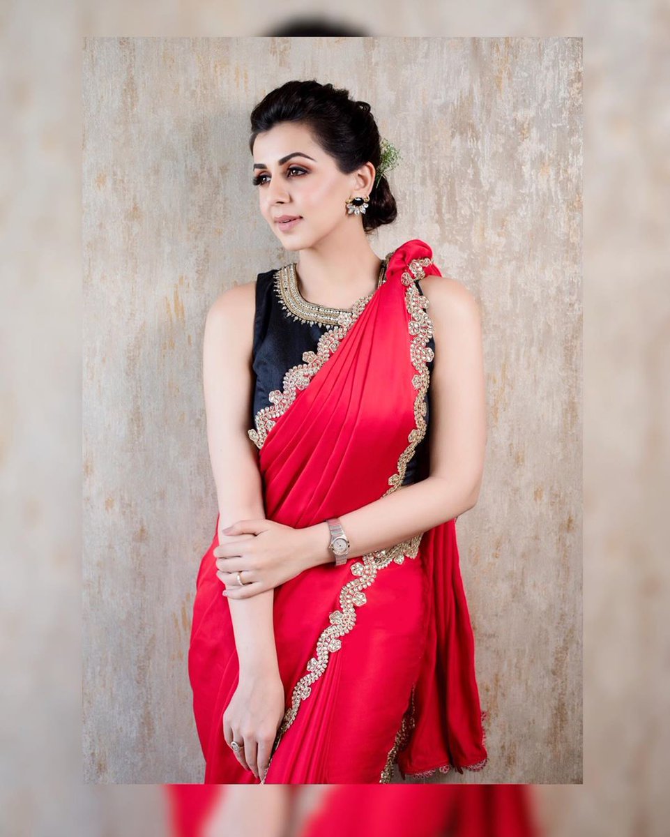 Nikki-Galrani-in-red-satin-saree-with-black-designer-blouse