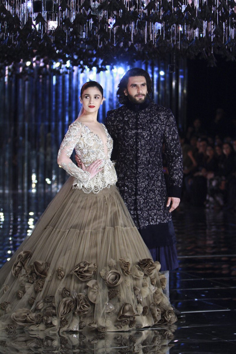 Alia Bhatt and Ranveer Singh left audience awestruck with their mesmerizing ramp walk for Manish Malhotra at the finale of India’s India Couture Week (ICW) 2017 in Delhi