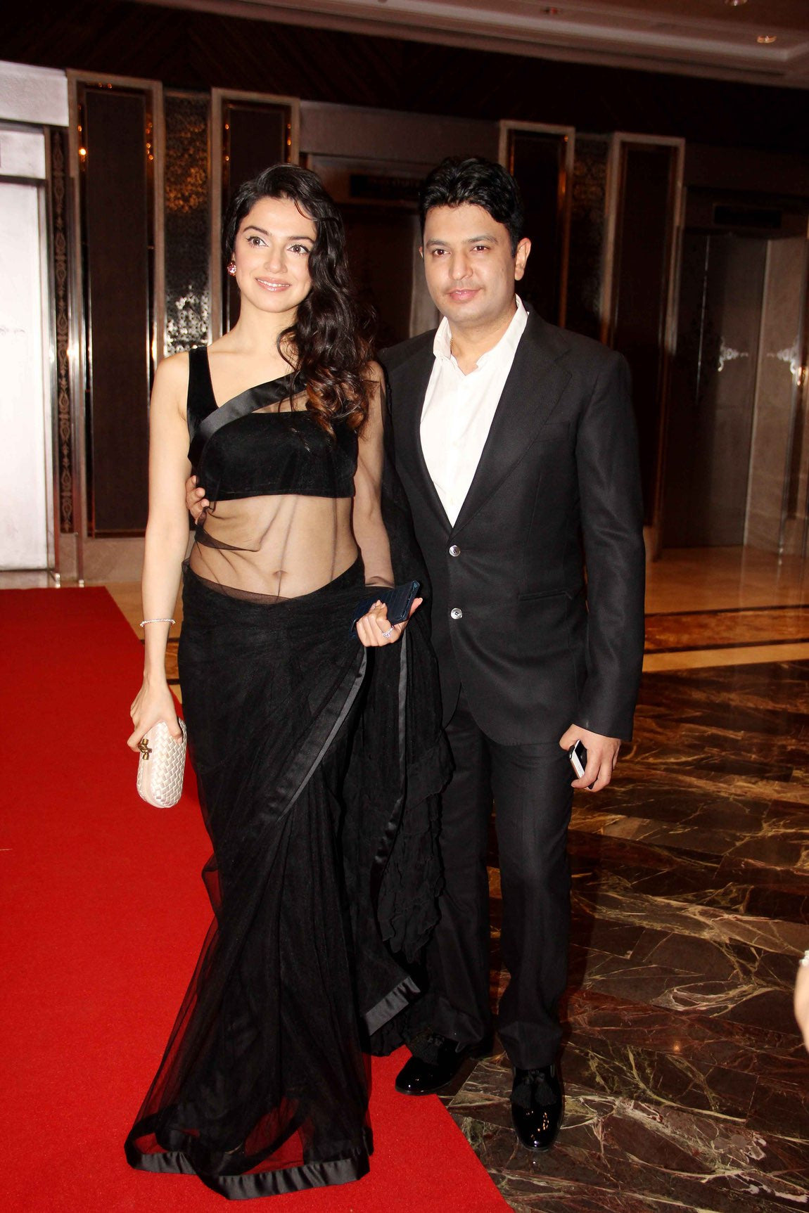 Divya Khosla Kumar in Rocky S collection's Designer Black Saree at Asia Spa Award