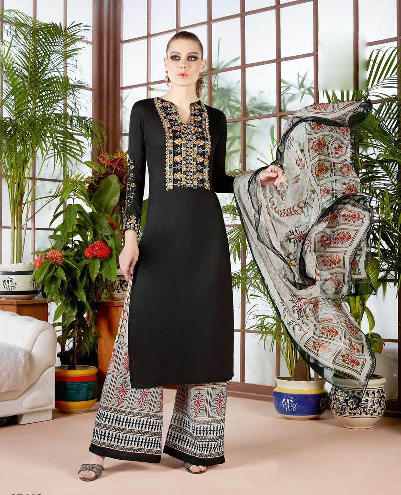 This Season Style Her Gorgeous Look With Palazzo Suits 