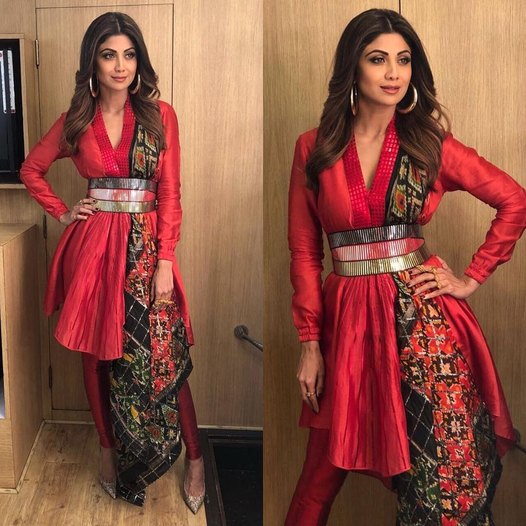 Shilpa Shetty Looked Stunning In Designer Ethnic Dress By Amit Aggarwal