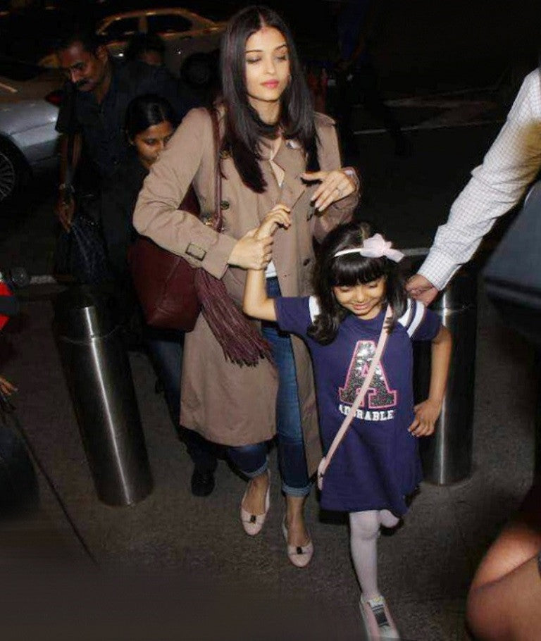 Aishwarya Rai Bachchan Looked Radiant At The Mumbai International Airport 