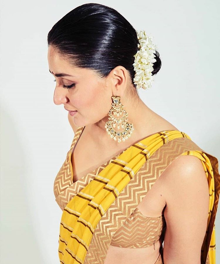 Kareena Kapoor Khan in Yellow Saree by Nikasha | Buy Sarees Online | Sarees  | Indian Sarees | Fashion Trends 2020 | Kareena Kapoor Saree | Ladyindia â€“  Lady India