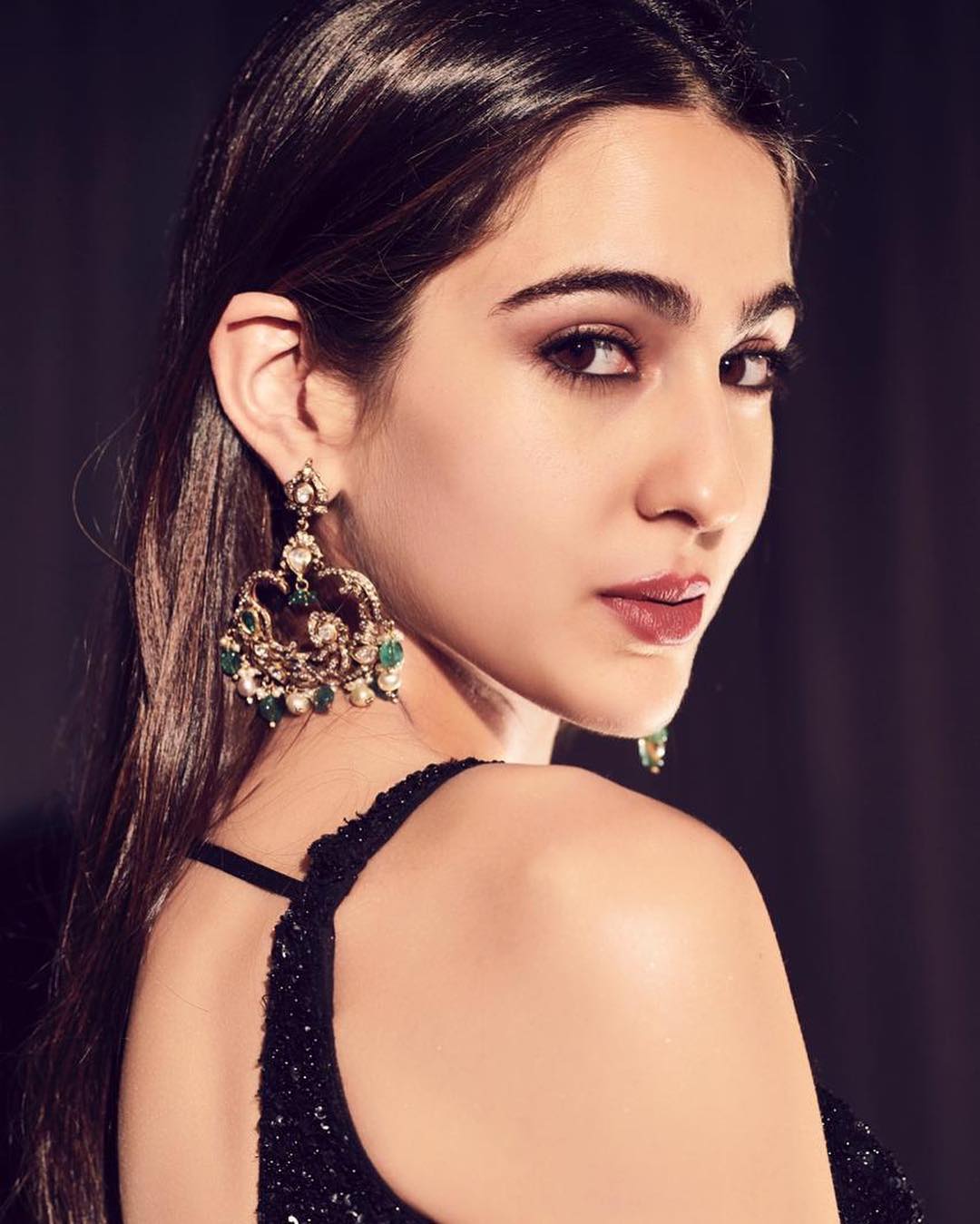 1080px x 1349px - Sara Ali Khan Height, Weight, Age, Affairs, Net Worth, Facts ...