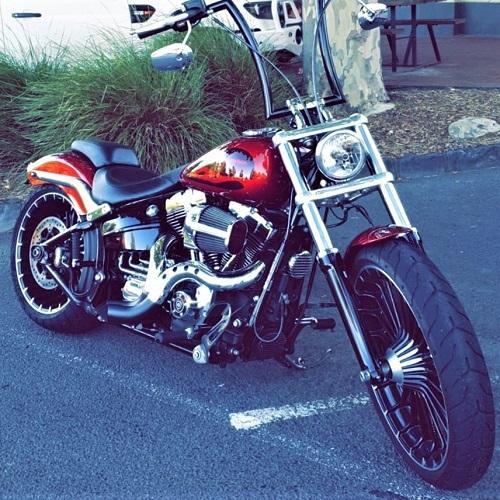 Harley-Davidson Breakout, Fat Boy, Fat Bob, Dyna, Street Bob, Exhaust ...