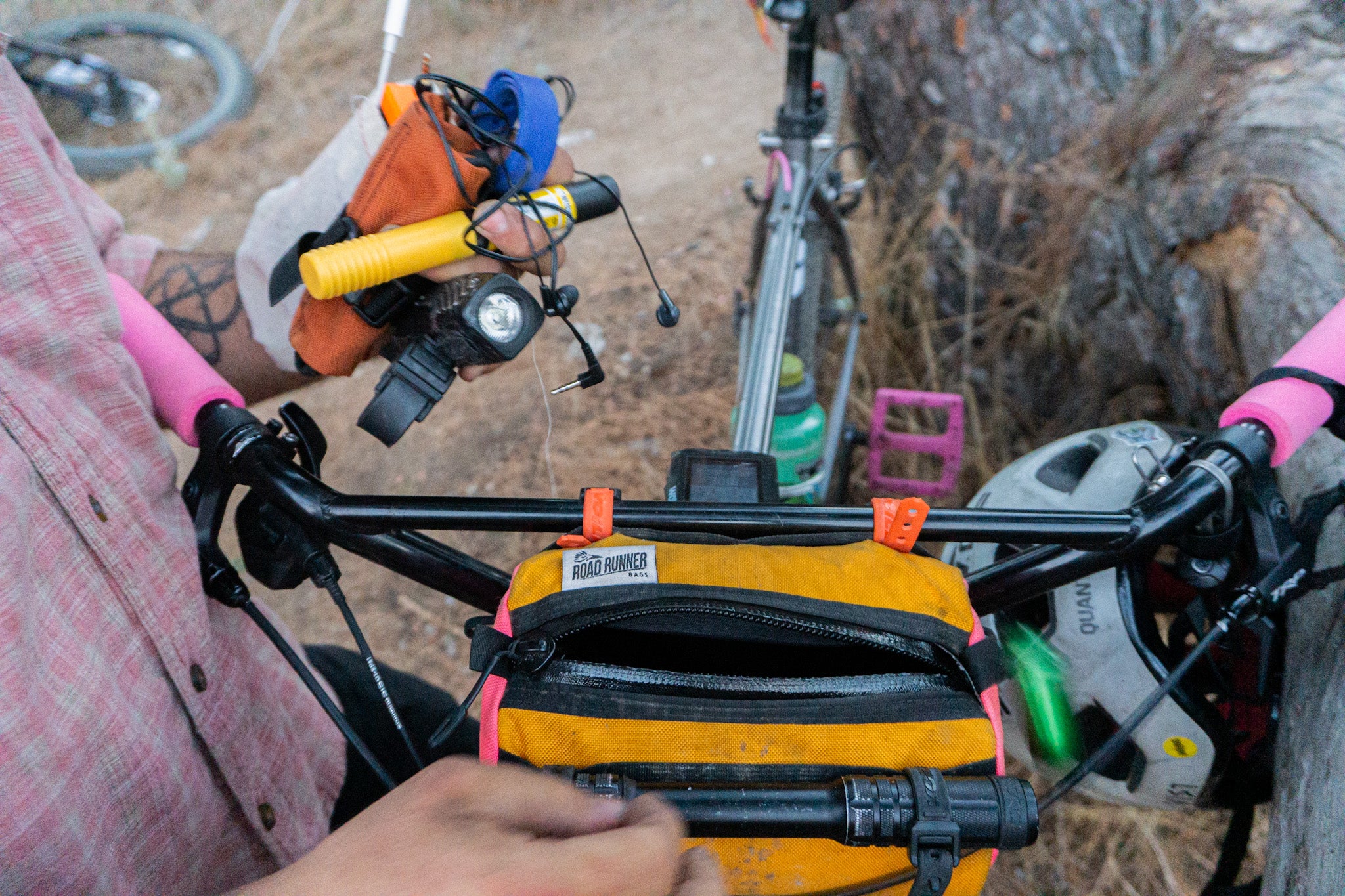 Road Runner Bike Bags Burrito Supreme Handlebar